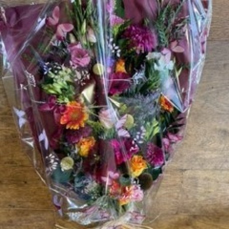 Luxurious Bespoke Flat Bouquet in Mixed Colours