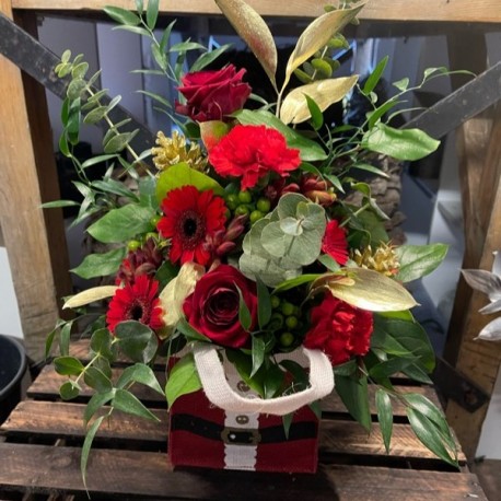 Festive Canvas Bag Arrangement in Reds and Gold