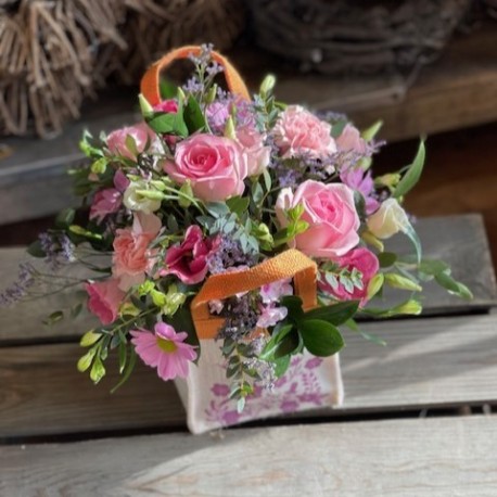 Bespoke Hessian Bag Arrangement in Pastels